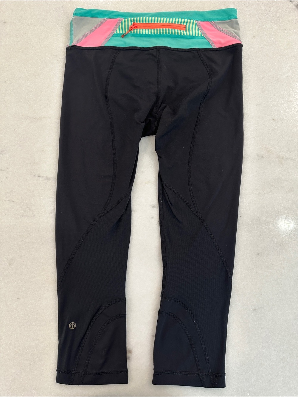 Lululemon athletica Black Capri Leggings with Teal & Pink Waistband